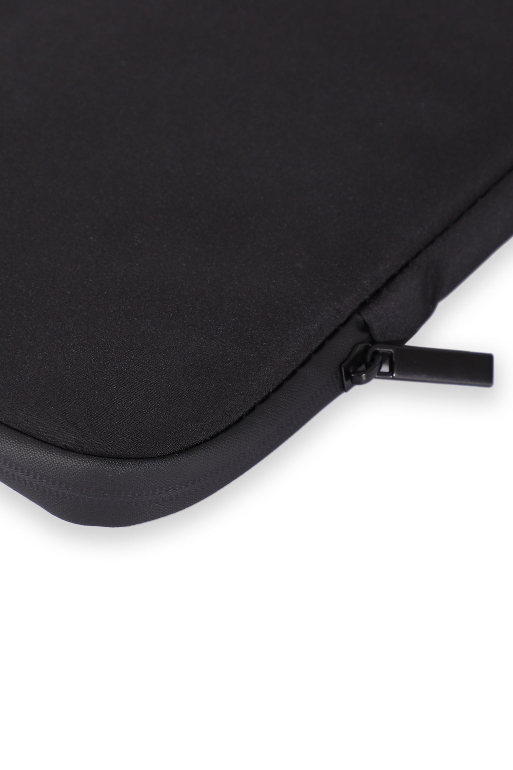 UrbanShield Su Geçirmez Notebook Çantası