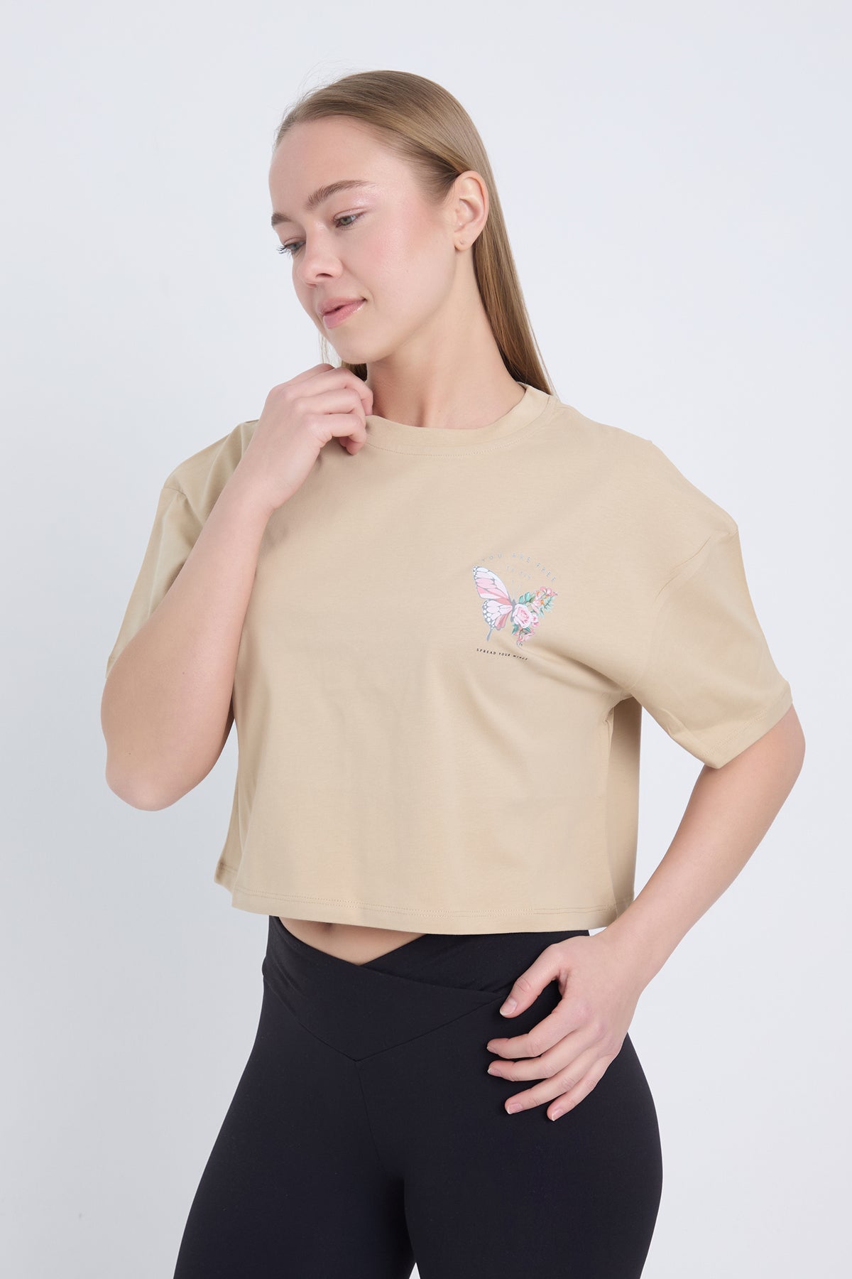 Kadın Oversize You Are Free To Fly Baskılı Bej Renk Crop